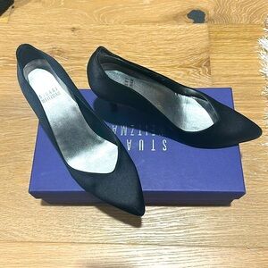 Stuart Weitzman Black Satin Heels. Size 7